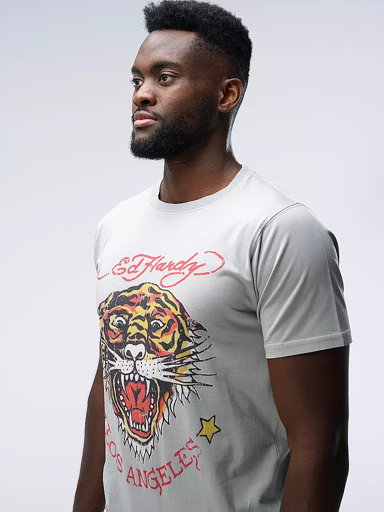 T shirt hotsell ed hardy